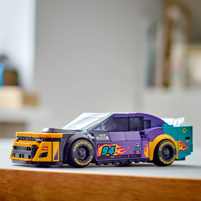 LEGO NASCAR Next Gen Chevrolet Camaro ZL1 76935 LEGO