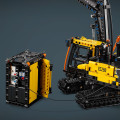 42175 LEGO Technic Volvo FMX ‑kuorma-auto ja EC230 Electric ‑kaivukone