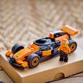 60442 LEGO  City Пилот F1® с болидом McLaren